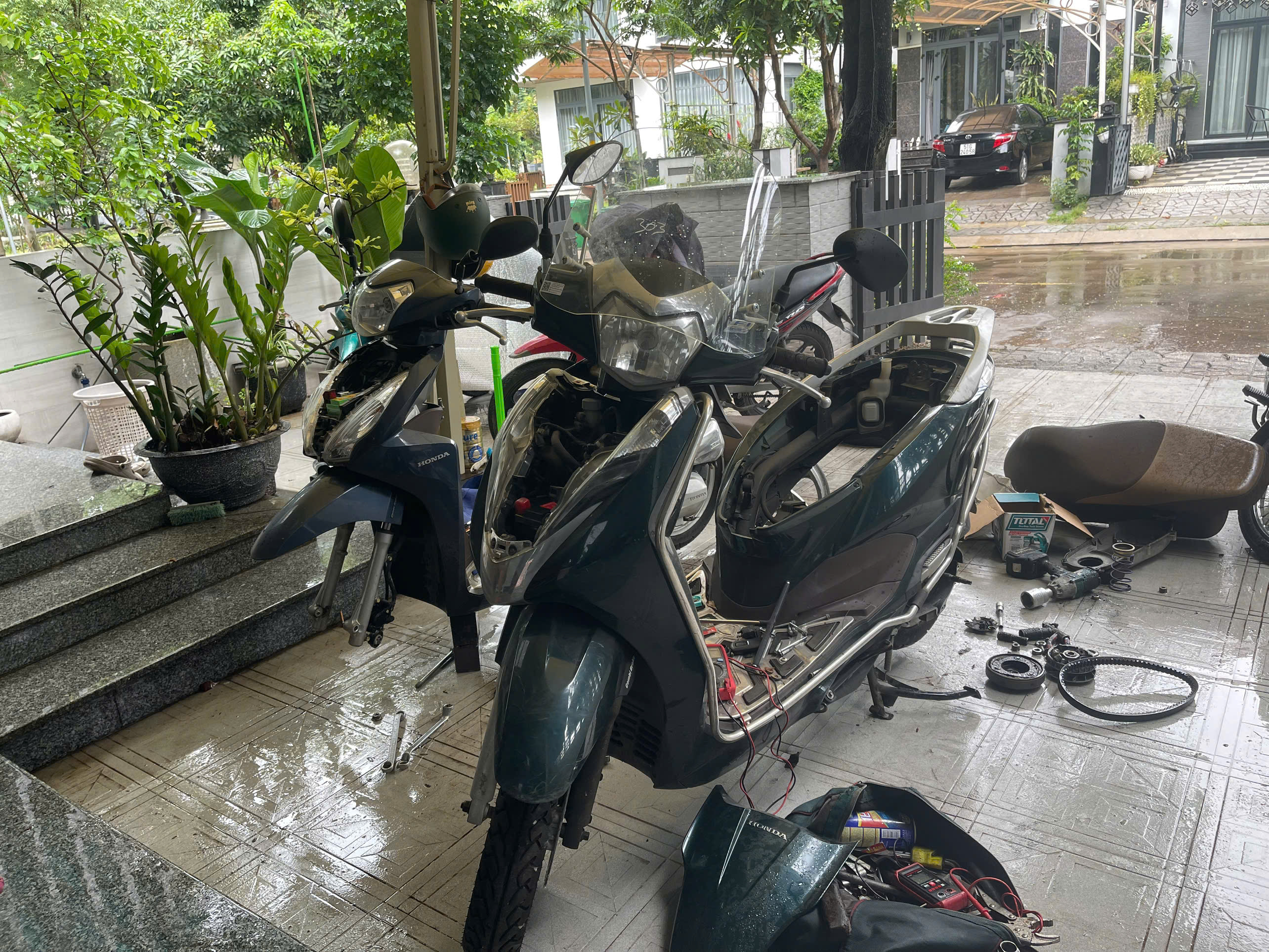 Thay bình xe máy tận nơi